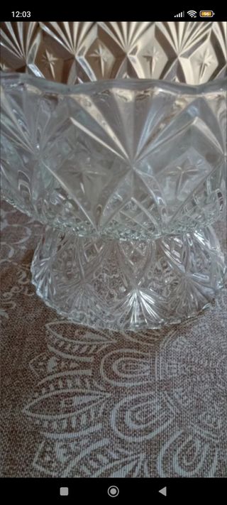 Centro de mesa de cristal tallado