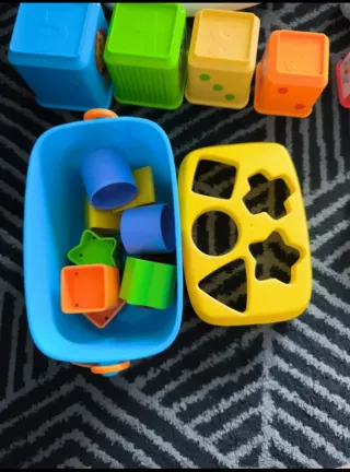 Juguetes fisher price y otros