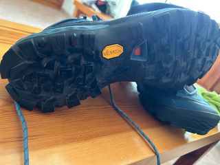 botas montaña mamut