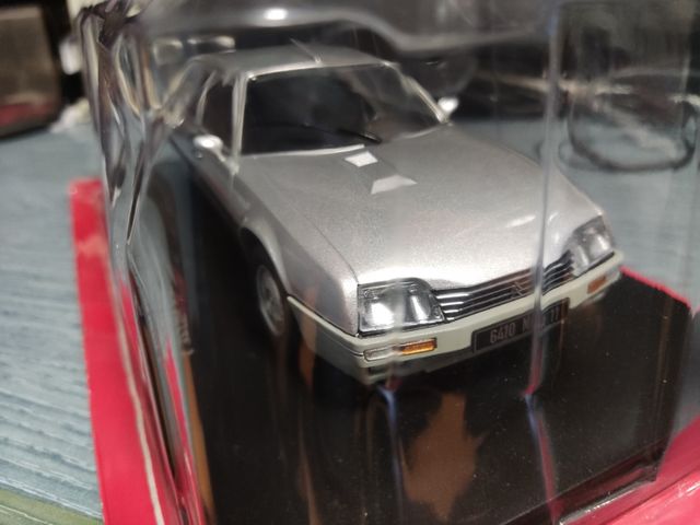 Citroen CX 2500 Prestitge 1:24