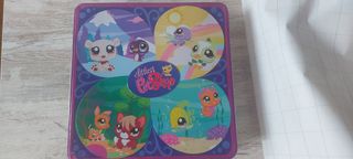 CAJA CUADRADA 6€. CASA Little pet shop 7€. REGALO