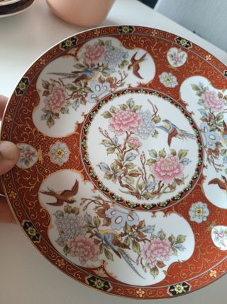 Plato Imari Made in Japan 26 cm diámetro