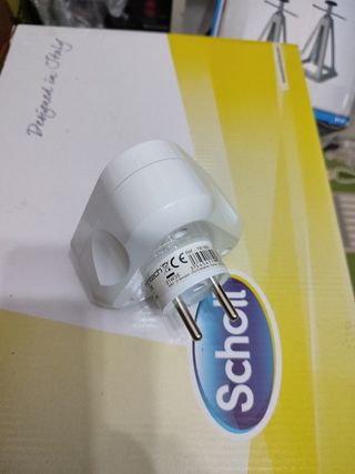 Ladron triplite de enchufe