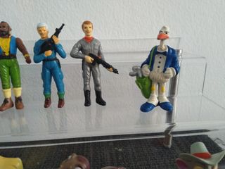 FIGURAS EQUIPO A DIFERENTES PRECIOS