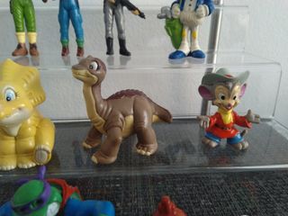 FIGURAS EQUIPO A DIFERENTES PRECIOS
