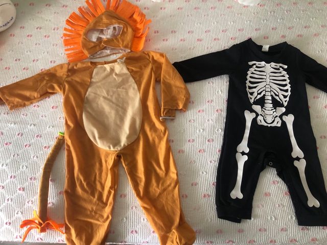 lote dos disfraces de bebe 6-12 meses