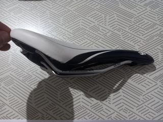 Sillín de bicicleta de montaña