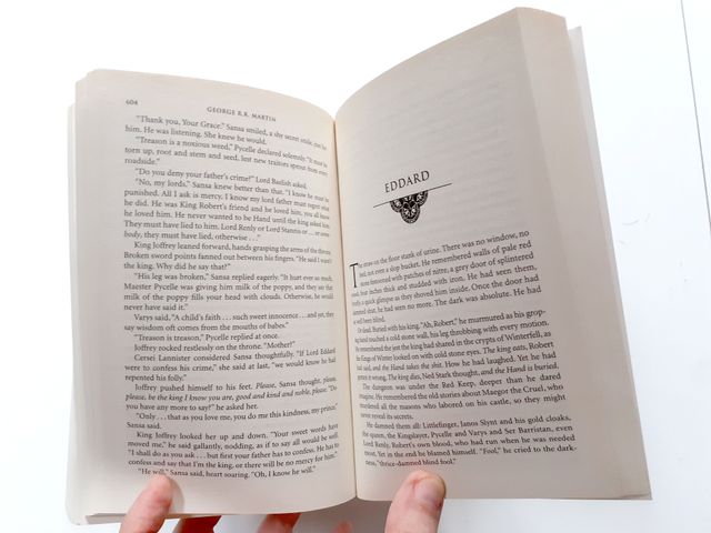 A song of ice and fire George R. R Martin - Harper