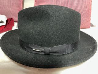 Sombrero de hombre sin estrenar