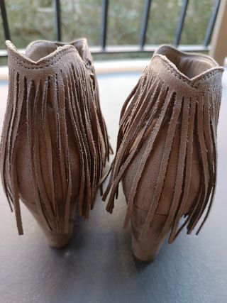 Botines camperos