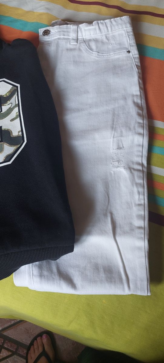 Pantalon y sudadera talla 13/14 años