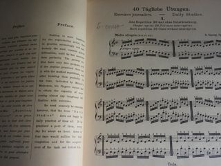 ANTIGUO LIBRO DE PARTITURAS DE PIANO. EDIT. RICORD