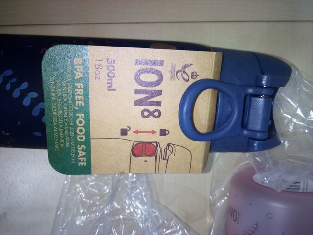 Botella agua  SIN BPA NUEVA