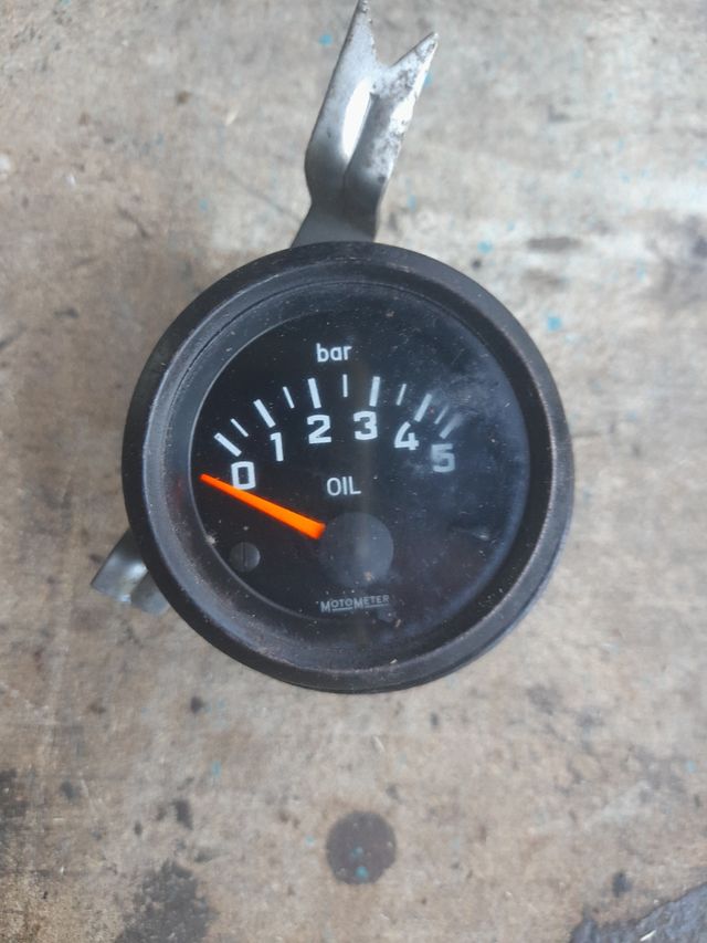 Indicatore pressione olio