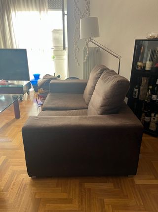 Sofa dos plazas marrón de 170cm chaiselongue