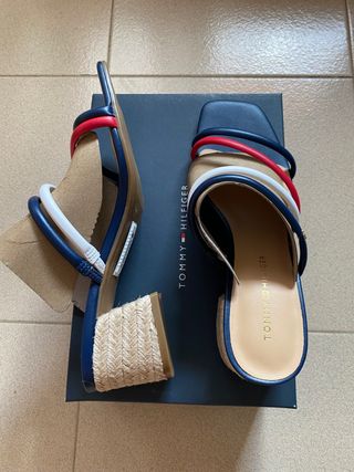 Tommy Hilfiger Sandalia