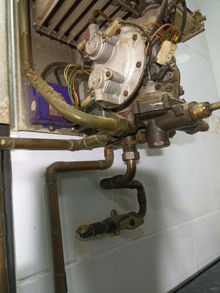 reparación e instalación de calentadores de gas de