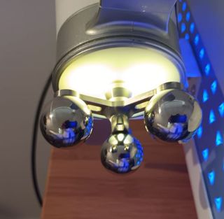 Radiofrecuencia Resistiva rotacional + Fototerapia