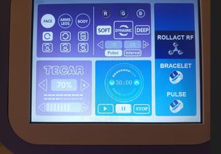 Radiofrecuencia Resistiva rotacional + Fototerapia