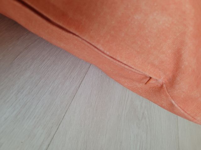 Cojín cuadrante naranja