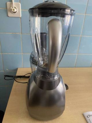 Licuadora universal con batidora y centrífuga