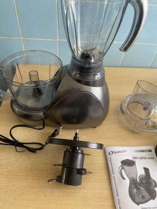 Licuadora universal con batidora y centrífuga
