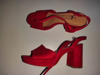 BONITAS SANDALIAS DE RASO, ROJAS