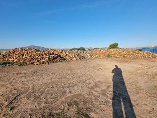 Venda de Llenya    /    Venta de leña