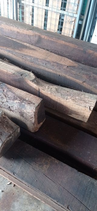 Vigas de madera de  roble 