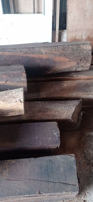 Vigas de madera de  roble 
