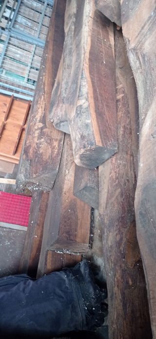 Vigas de madera de  roble 