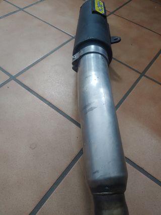 ESCAPE GSXR 750 1100.