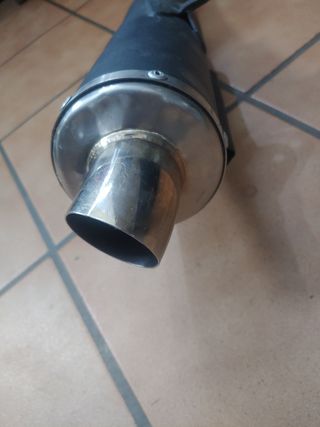 ESCAPE GSXR 750 1100.