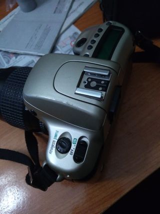 Nikon F50, funda y objetivo 35-80mm