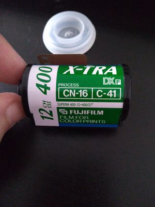 Nikon F50, funda y objetivo 35-80mm