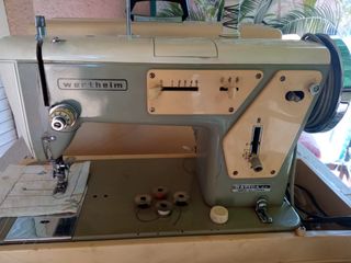 Maquina de coser WERTHEIM