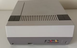 Consola Nintendo NES+Cableado+1Mando