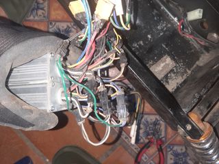 Reparación de patinetes eléctricos y bicicletas