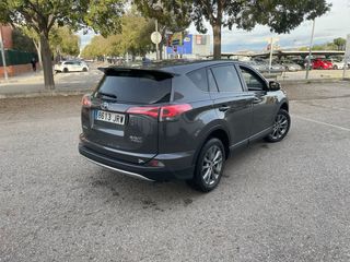 Toyota RAV4 2016 ECO 197CV Hybrid Full Equip!!!