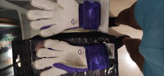 Guantes de portero 



