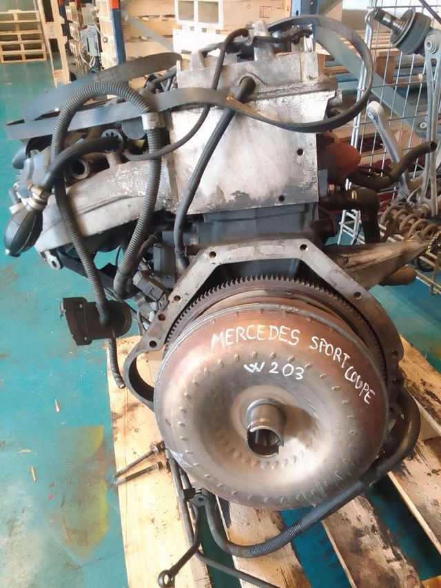 Motor mercedes sport coupé