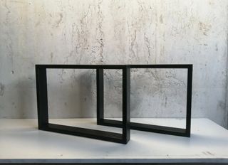 Patas metálicas para mesa.