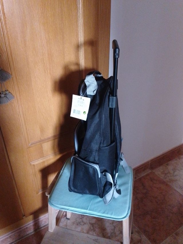 Mochila con ruedas escolar NUEVA