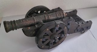 Antiguo cañon grande carlos i