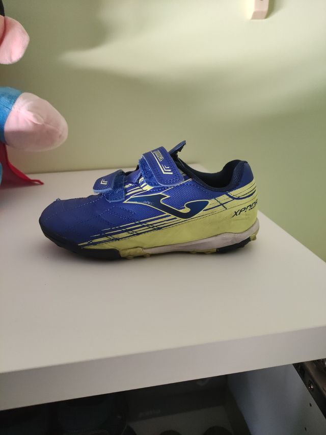 Botas futbol multitacos joma