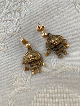 Pendientes etnicos precolombinos chapado oro