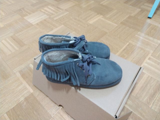 Botines gris niña