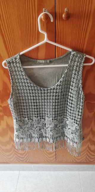 Camiseta troquelada, talla 40