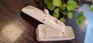 Caja de loza para peines o cepillos de dientes