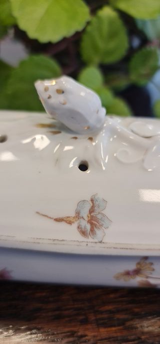 Caja de loza para peines o cepillos de dientes